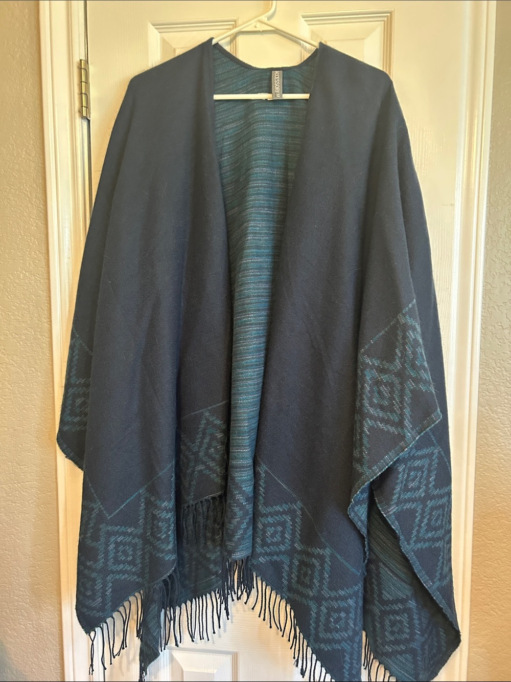Open Front Fringe Geometric Poncho